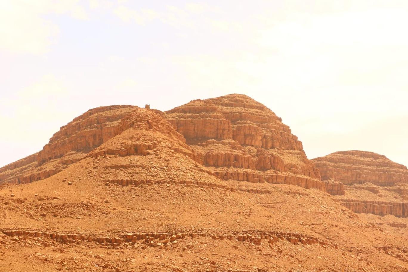Achbarou Gite D'Etape Ziz Oasis מראה חיצוני תמונה